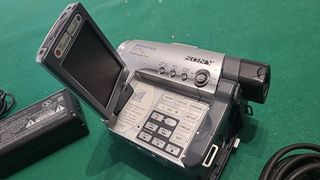 Sony Handycam Dvd, alimentatore no batteria
