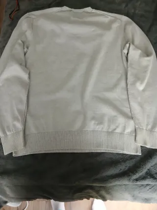 Jersey Genti Gris Cuello Pico