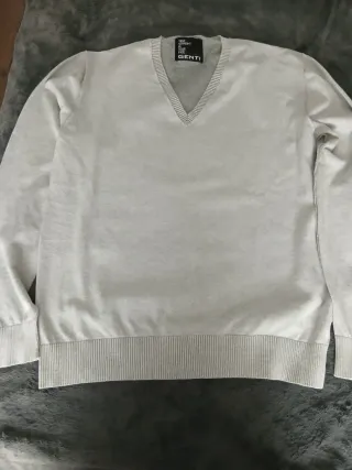 Jersey Genti Gris Cuello Pico