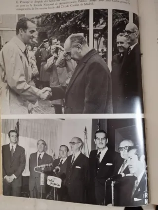 Lote de libros sobre monarquía y transición