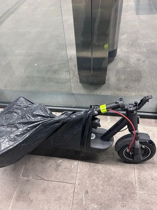 Xiaomi Pro 5 con garantía y 2 cargadores