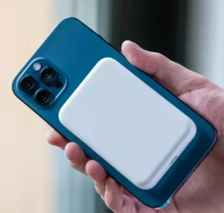 Power Bank Magnetica Caricabatterie Wireless 20000