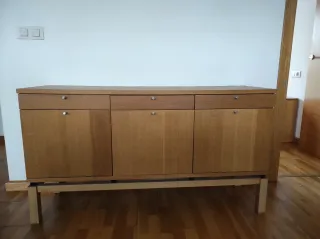 Mueble auxiliar de madera