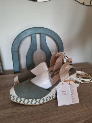 Zapatos de cuña Sfera