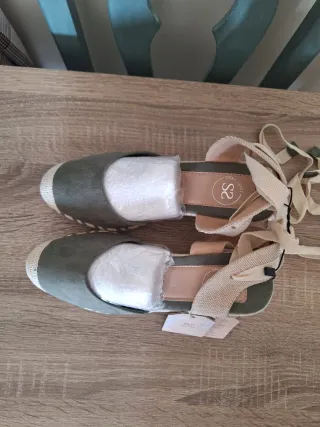 Zapatos de cuña Sfera