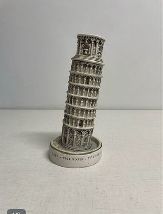 Escultura Torre de Pisa Beige/Gris