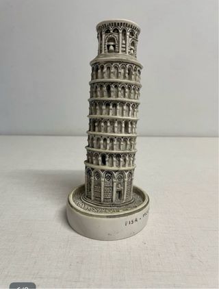 Escultura Torre de Pisa Beige/Gris