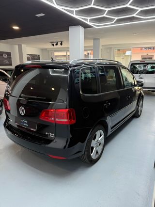 Volkswagen Touran 2011