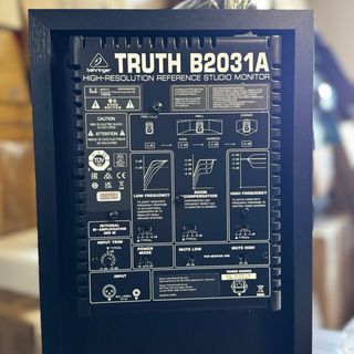 Behringer B2031A Monitor Estudio Referencia