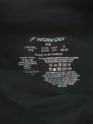 Conjunto deportivo azul y gris