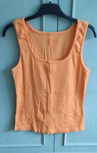 Camiseta de tirantes color naranja de mujer,nueva.