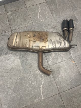 Parachoques y escape Scirocco mk3