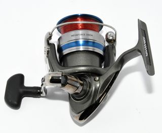 PESCA MEGAFORCE A3000