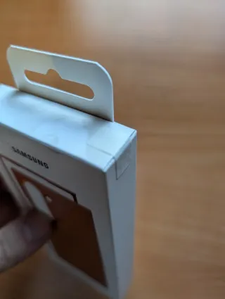 Funda Samsung Galaxy Z Fold6 Kindsuit marrón NUEVA