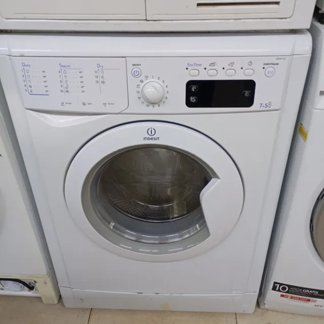 Lavadora y Secadora Indesit 7/5 kg