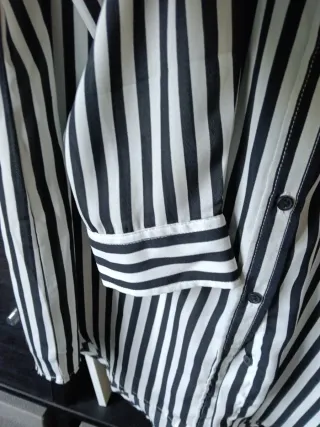 Camisa mujer rayas blancas y negras tela ligera