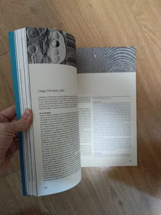 Revista arquitectura 2G. Foreign Office Architects