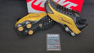 Nike Shox R4 “metallic gold”| Talla 38 | Nuevo