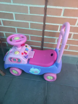 Coche correpasillos infantil