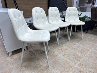 4 Sillas Nórdicas Beige Terciopelo - ¡Estrenalas!