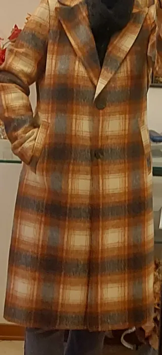 Cappotto donna primaverile a quadri marrone beige