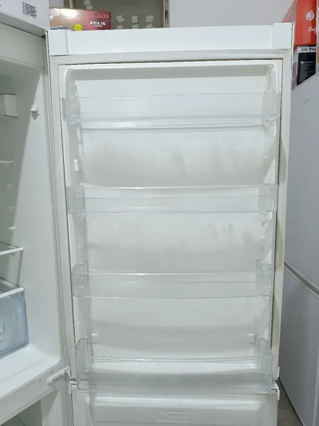 Nevera Combi Ikea 1.85x60cm No Frost