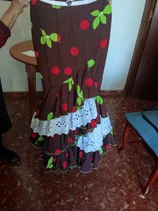 Falda flamenca volantes lunares