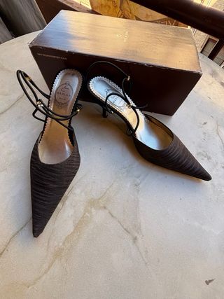 Zapatos de tacón de punta fina