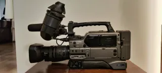Cámara Sony DVCAM DSR-250P