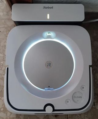 Robot friegasuelos iRobot Braava Jet M6