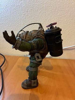 Figura Big Daddy Bioshock 2