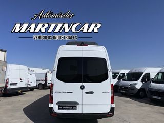 Mercedes-Benz Sprinter 2021