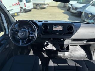 Mercedes-Benz Sprinter 2021