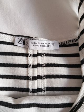 Vestido de rayas blanco y negro