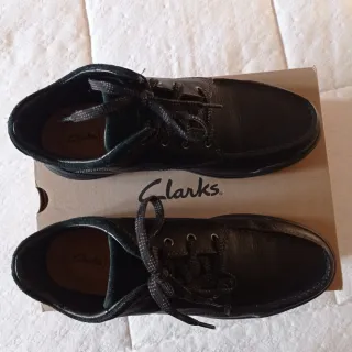 Scarponcini uomo Clarks pelle nera