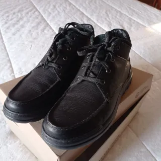 Scarponcini uomo Clarks pelle nera