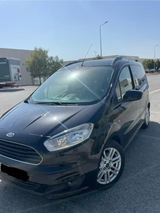 Ford Tourneo Courier 2017