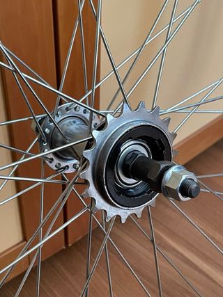 Coppia ruote 28 pollici /700x35 + pignone 20 denti