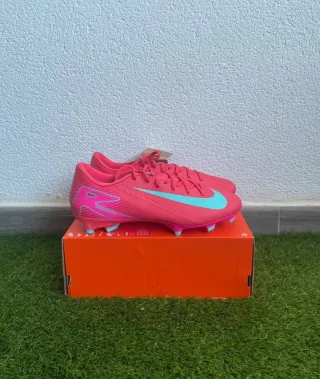 NIKE MERCURIAL