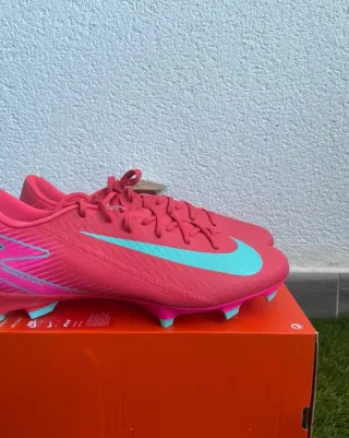 NIKE MERCURIAL