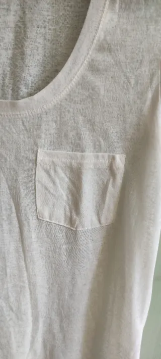 Conjunto 2 camisetas Atmosphere semitransparentes.