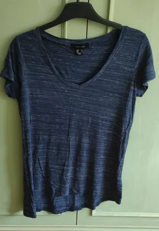 Conjunto 2 camisetas Atmosphere semitransparentes.