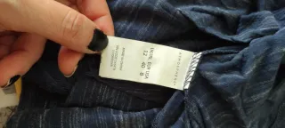 Conjunto 2 camisetas Atmosphere semitransparentes.