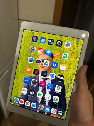 iPad 6ª Gen 128GB Plata 2018