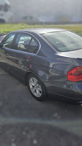 BMW Serie 3 (325i) Siniestrado