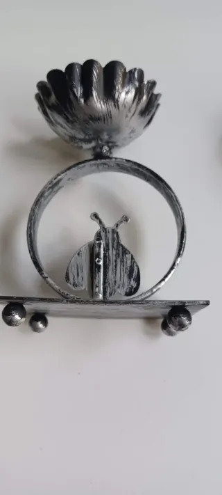 Portacandela decorativo in metallo