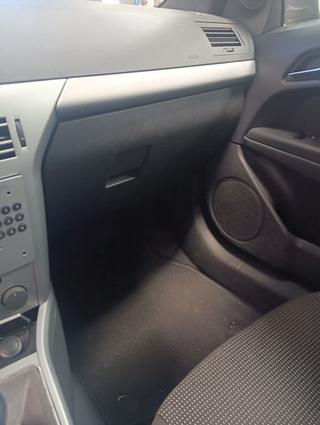 GUANTERA OPEL ASTRA H GTC Z19DT