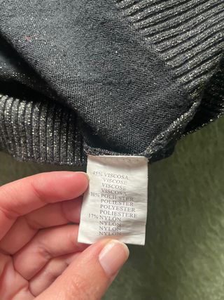 Jersey negro con brillo