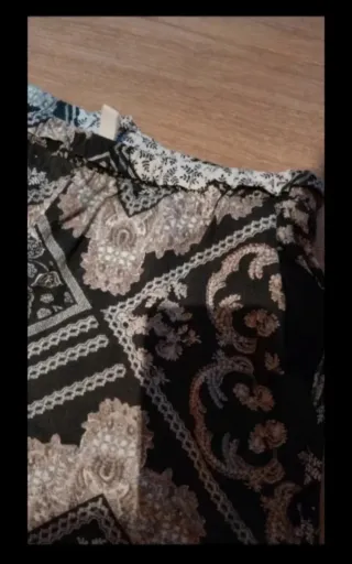 Pantalón ancho H&M estampado