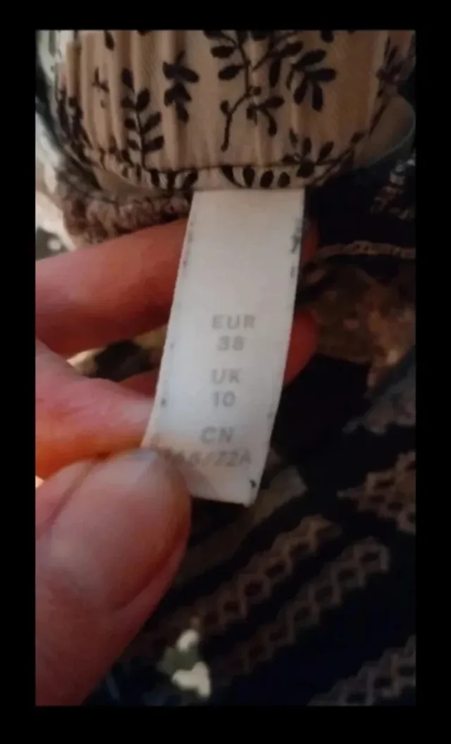 Pantalón ancho H&M estampado
